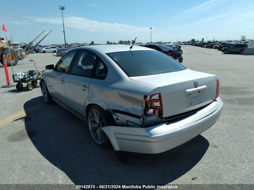 1999 Volkswagen Passat Gls VIN: WVWAA63BXXE505090 Lot: 20142870