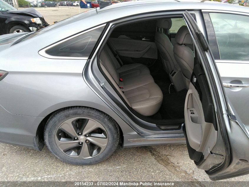 2016 Hyundai Sonata Hybrid VIN: KMHE34L1XGA008079 Lot: 20154233