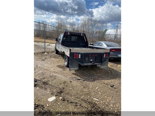 2004 GMC Sierra 2500 Hd Crew Cab VIN: 1GTHC23224F207429 Lot: 39241260