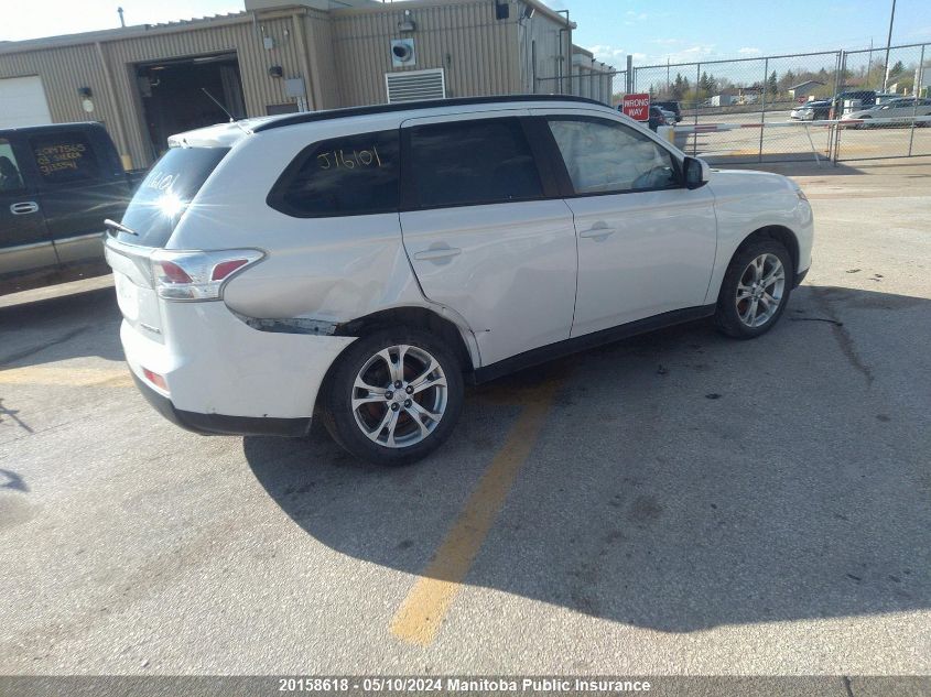 2014 Mitsubishi Outlander Es VIN: JA4AZ2A34EZ606820 Lot: 20158618