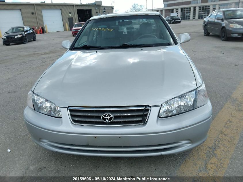 2001 Toyota Camry Le VIN: JT2BG22KX10584237 Lot: 20159606