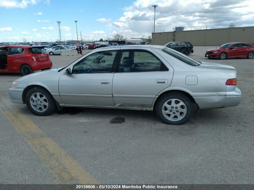 2001 Toyota Camry Le VIN: JT2BG22KX10584237 Lot: 20159606