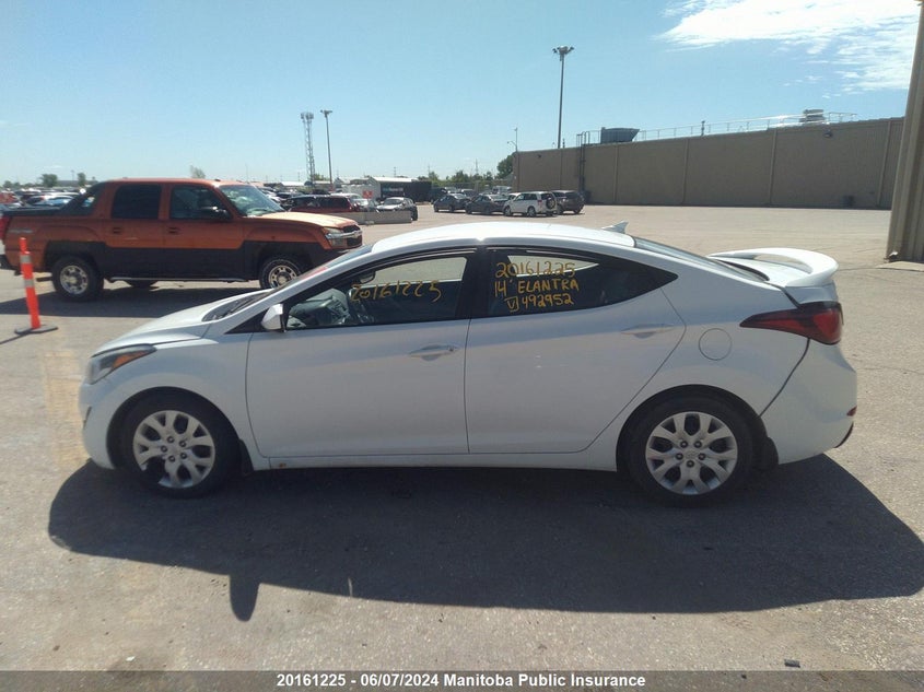 2014 Hyundai Elantra Gl VIN: 5NPDH4AE5EH492952 Lot: 20161225