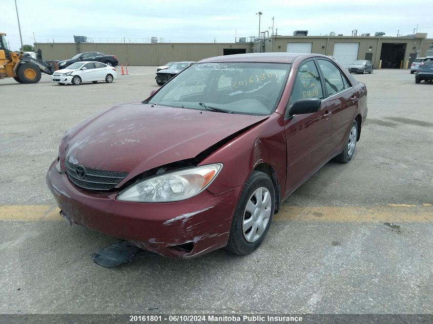 2004 Toyota Camry Le VIN: 4T1BE32K74U260688 Lot: 20161801