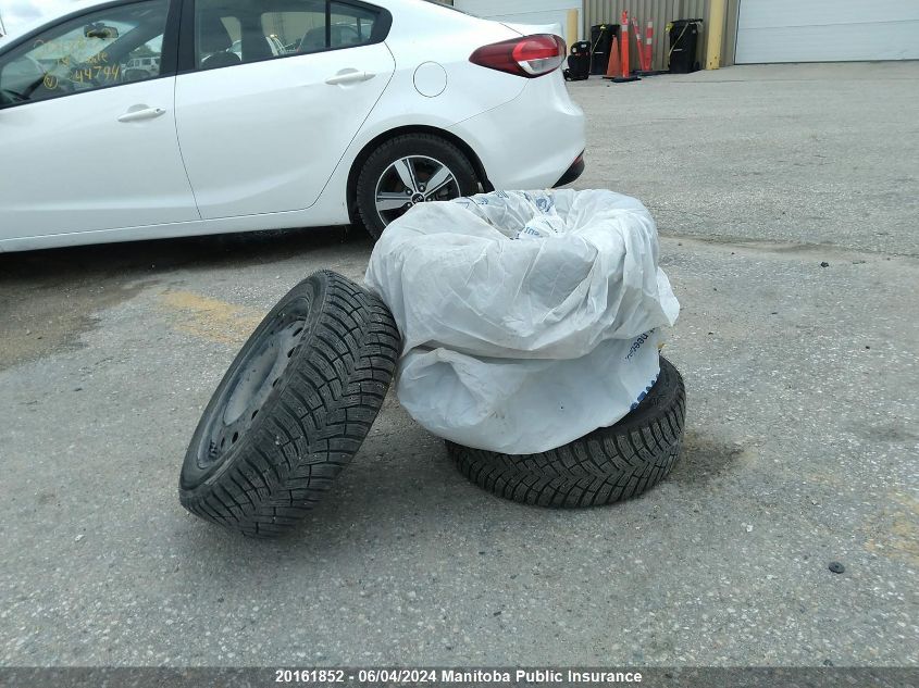 2018 Kia Forte Lx VIN: 3KPFL4A79JE244744 Lot: 20161852