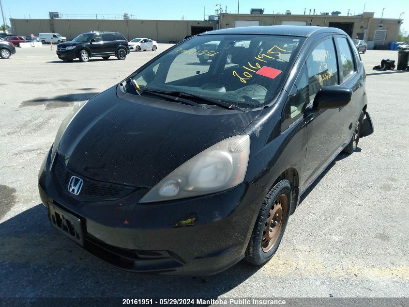 2013 Honda Fit Dx VIN: LUCGE8H50D3006816 Lot: 20161951