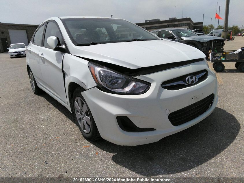 2013 Hyundai Accent L VIN: KMHCT4AE0DU437075 Lot: 20162690