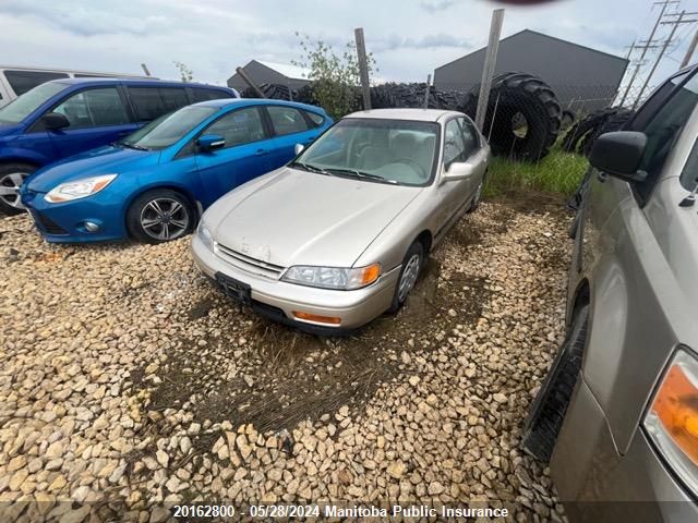 1994 Honda Accord Ex VIN: 1HGCD5632RA815129 Lot: 20162800