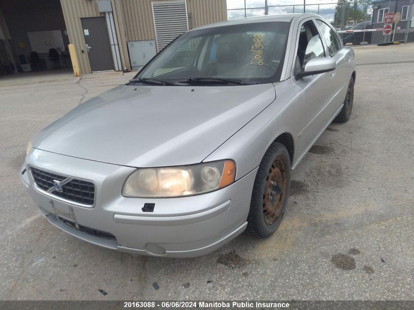 2005 Volvo S60 2.5T VIN: YV1RS592052462888 Lot: 20163088