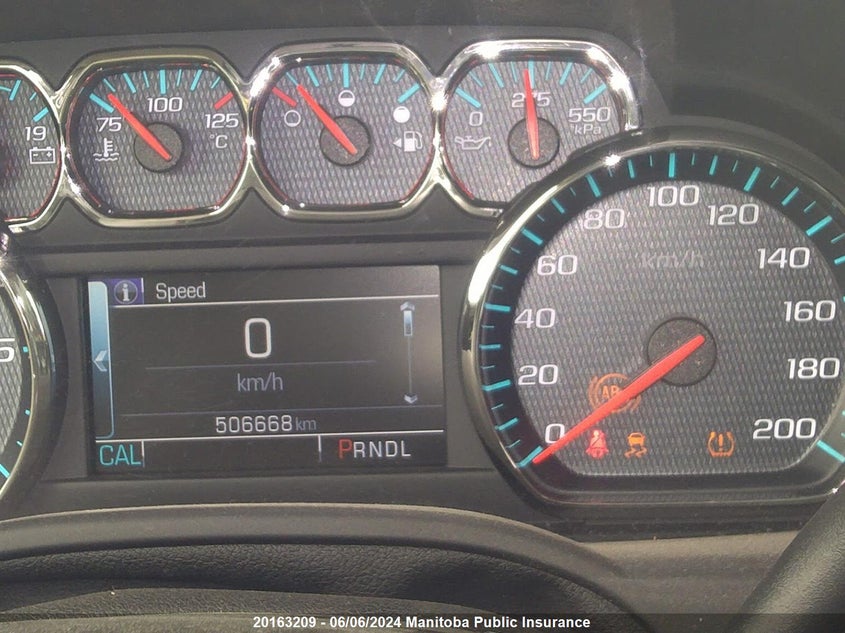 2018 Chevrolet Suburban 1500 Lt VIN: 1GNSKHKC1JR228926 Lot: 20163209