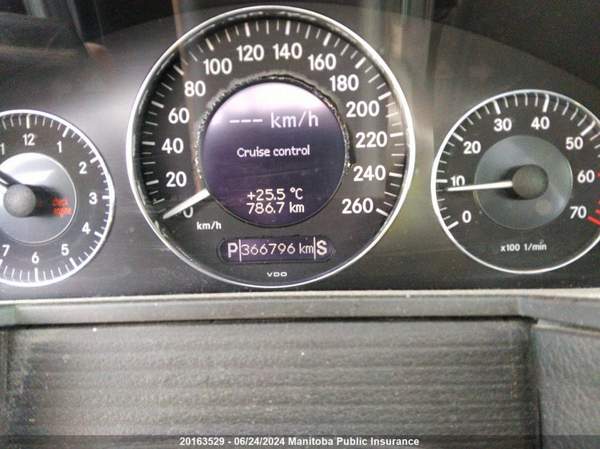 2004 Mercedes Benz E320 4Matic VIN: WDBUF82J44X159457 Lot: 20163529