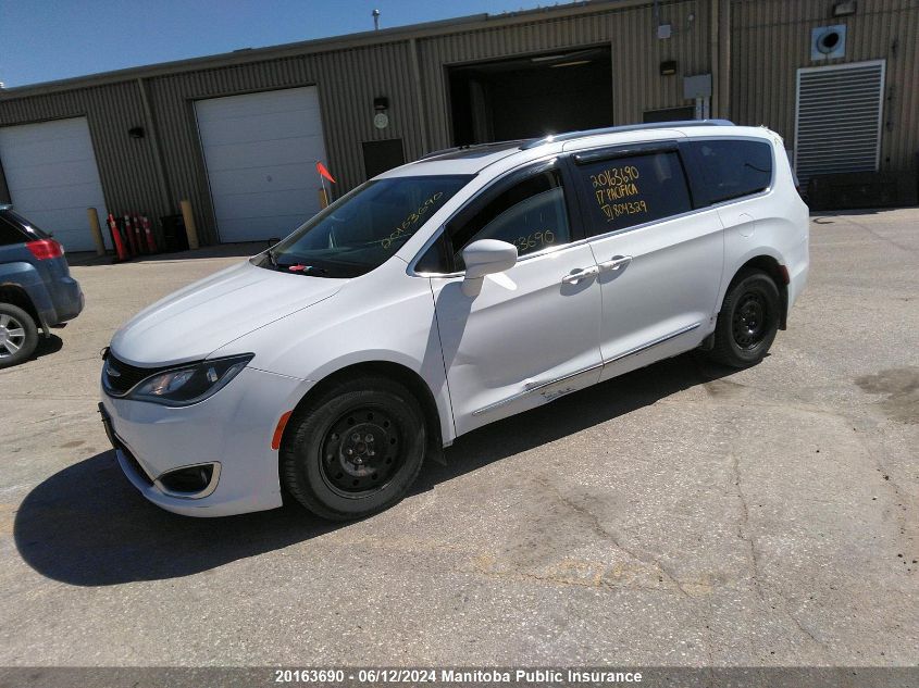 2017 Chrysler Pacifica Touring-L VIN: 2C4RC1EG6HR804329 Lot: 20163690