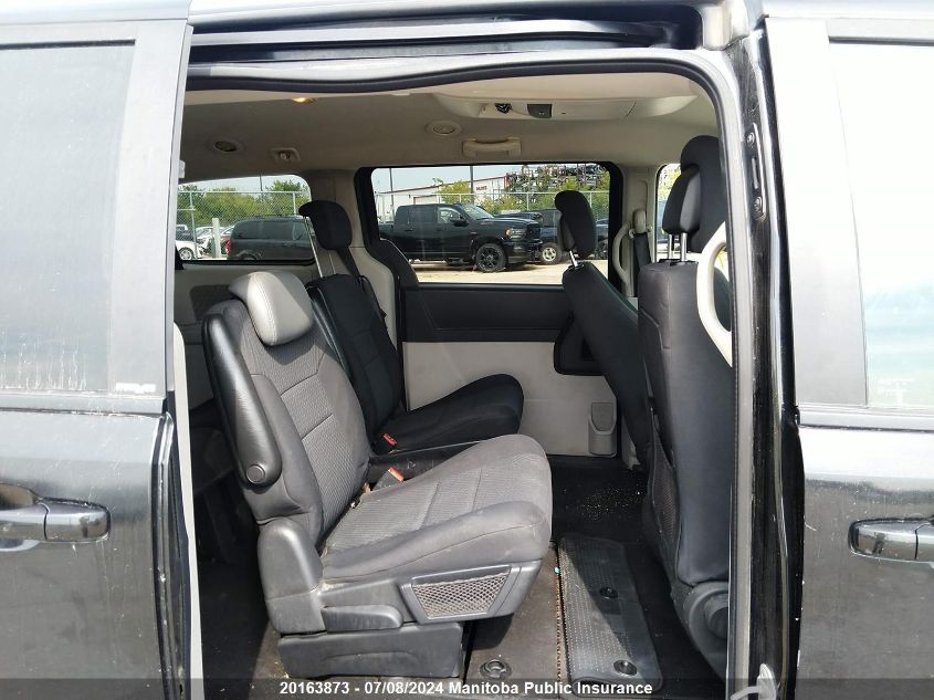 2010 Dodge Grand Caravan Se VIN: 2D4RN4DE0AR401693 Lot: 20163873