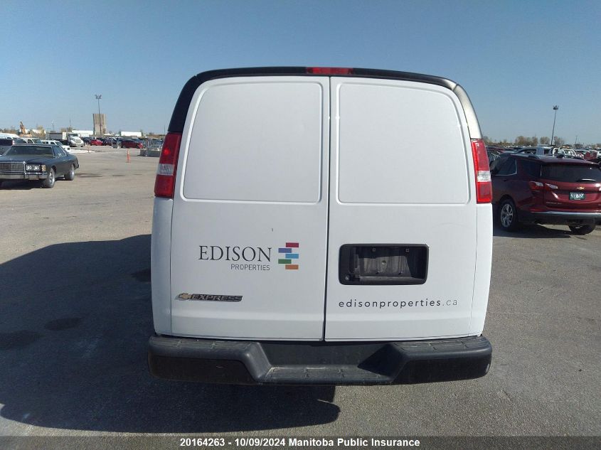 1GCWGAFP9J1312765 2018 Chevrolet Express 2500 Cargo Van