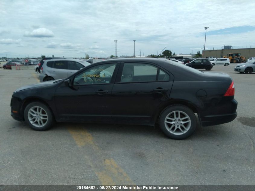 2011 Ford Fusion S VIN: 3FAHP0GA5BR162700 Lot: 20164662