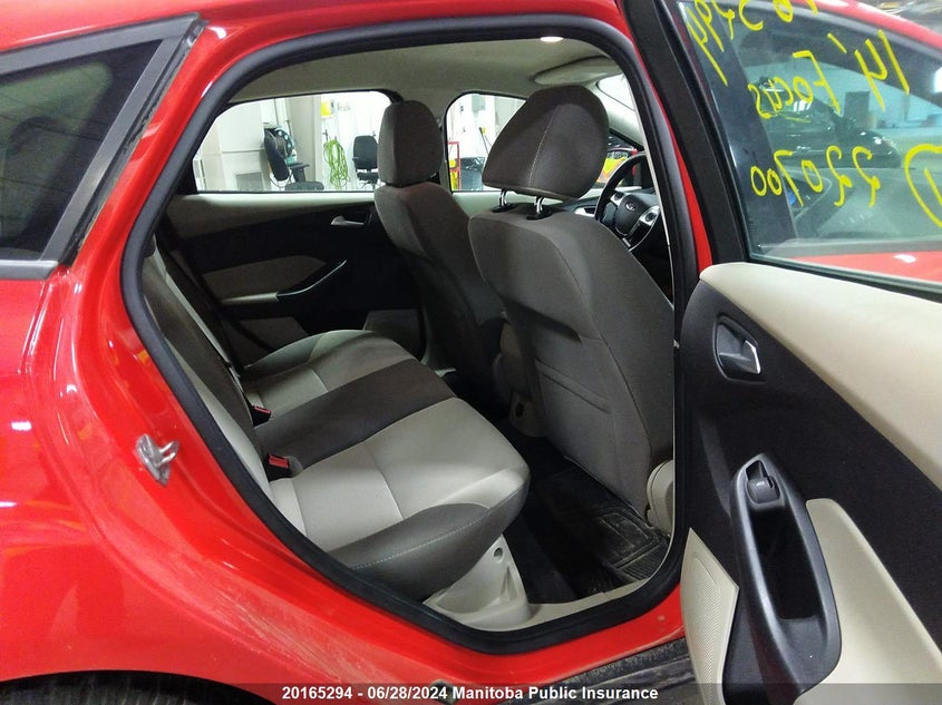 2014 Ford Focus Se VIN: 1FADP3K27EL220700 Lot: 20165294