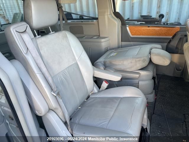 2010 Chrysler Town & Country Limited VIN: 2A4RR6DX3AR167963 Lot: 20165696