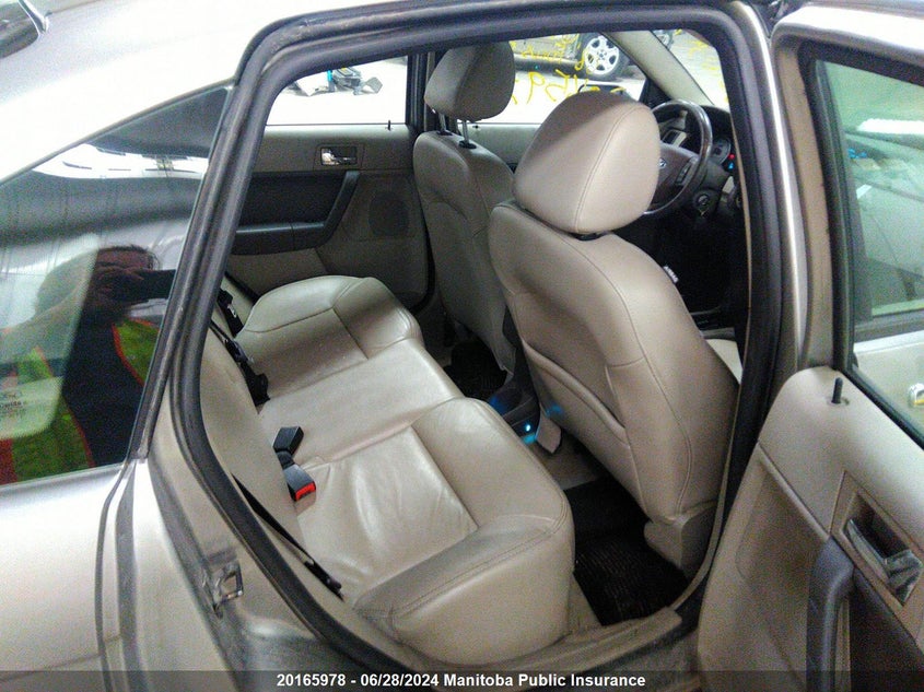 2008 Ford Focus Ses VIN: 1FAHP35N38W271010 Lot: 20165978