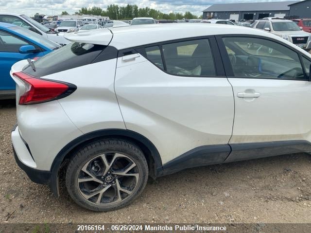 2020 Toyota C-Hr Le/Limited/Xle Premium VIN: JTNKHMBX6L1065092 Lot: 20166164