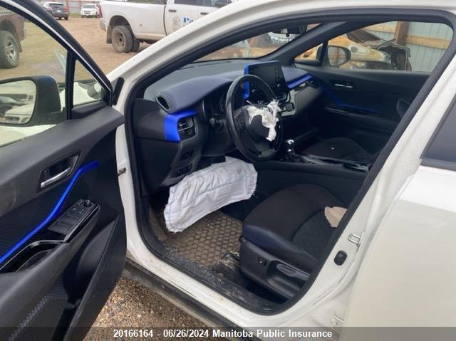 2020 Toyota C-Hr Le/Limited/Xle Premium VIN: JTNKHMBX6L1065092 Lot: 20166164