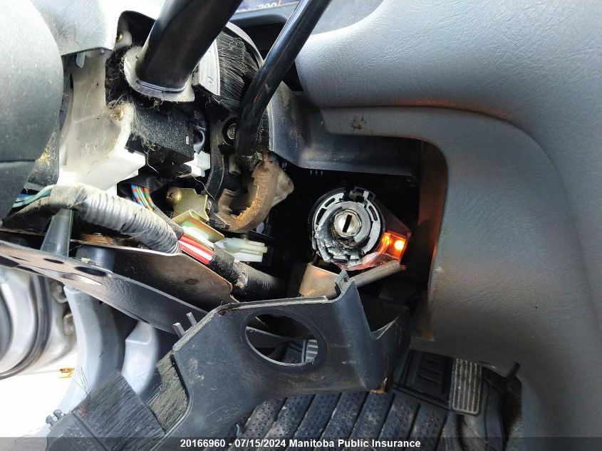 1998 Honda Cr-V VIN: JHLRD1853WC810993 Lot: 20166960