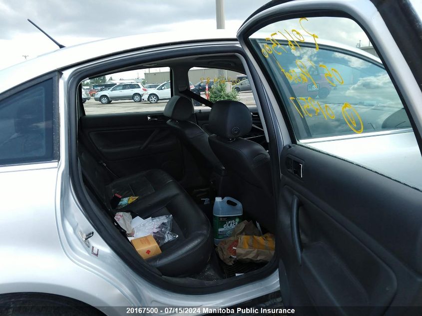 2005 Volkswagen Passat Gls 1.8T 4Motion VIN: WVWBD63B25P012517 Lot: 20167500