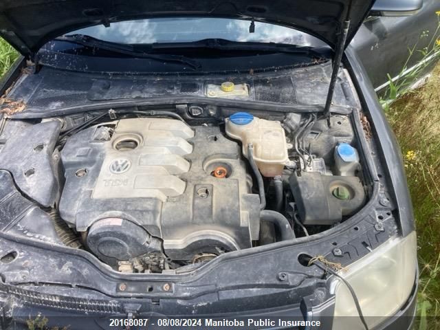 2005 Volkswagen Passat Gls VIN: WVWAE63B95E068698 Lot: 20168087