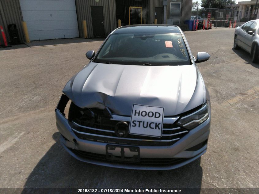 2021 Volkswagen Jetta Highline 1.4 Tsi VIN: 3VWE57BU7MM077125 Lot: 20168182