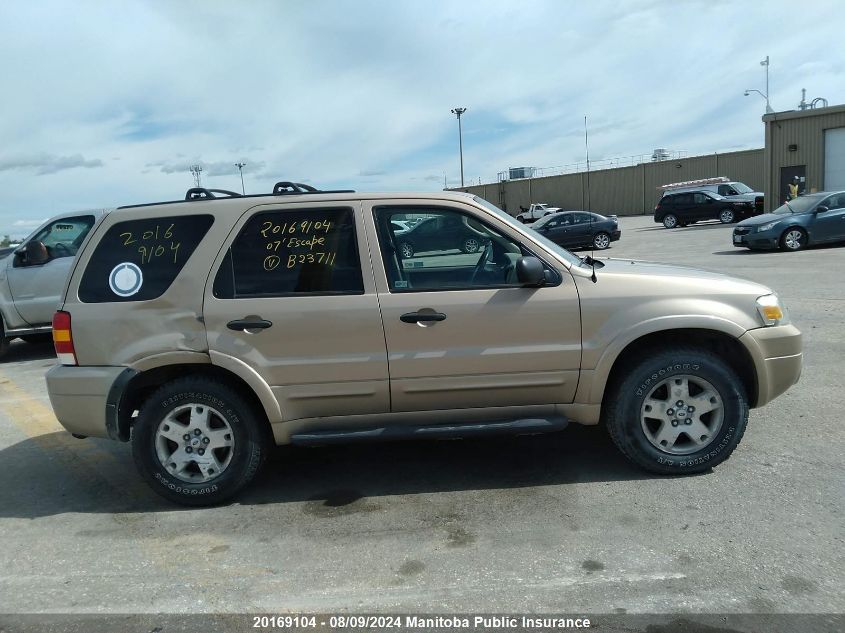 2007 Ford Escape Xlt V6 VIN: 1FMYU93177KB23711 Lot: 20169104