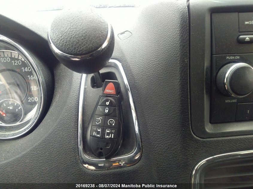 2013 Dodge Grand Caravan Crew VIN: 2C4RDGBG2DR574965 Lot: 20169238