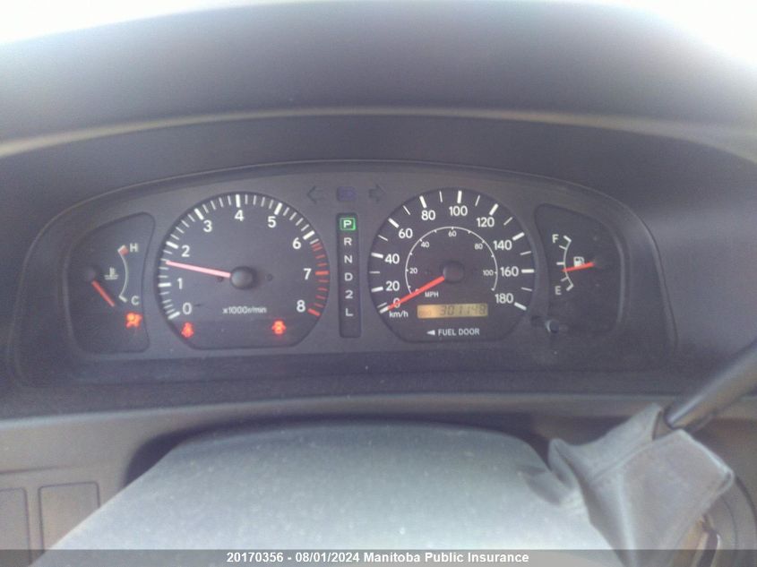 2000 Toyota Sienna Le V6 VIN: 4T3ZF13C3YU256951 Lot: 20170356