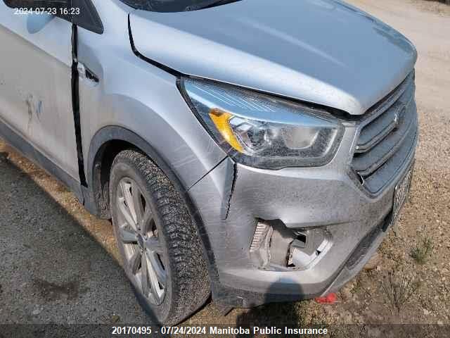 2017 Ford Escape Titanium VIN: 1FMCU0J91HUB69443 Lot: 20170495