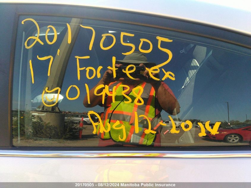 2017 Kia Forte Ex VIN: 3KPFL4A82HE019438 Lot: 20170505