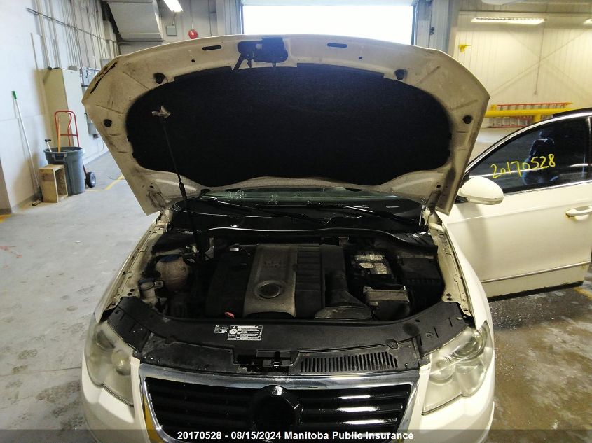 2007 Volkswagen Passat 2.0T VIN: WVWEK73CX7P016271 Lot: 20170528