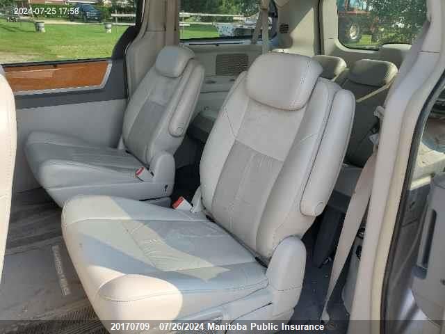 2010 Chrysler Town & Country Limited VIN: 2A4RR6DX0AR173588 Lot: 20170709