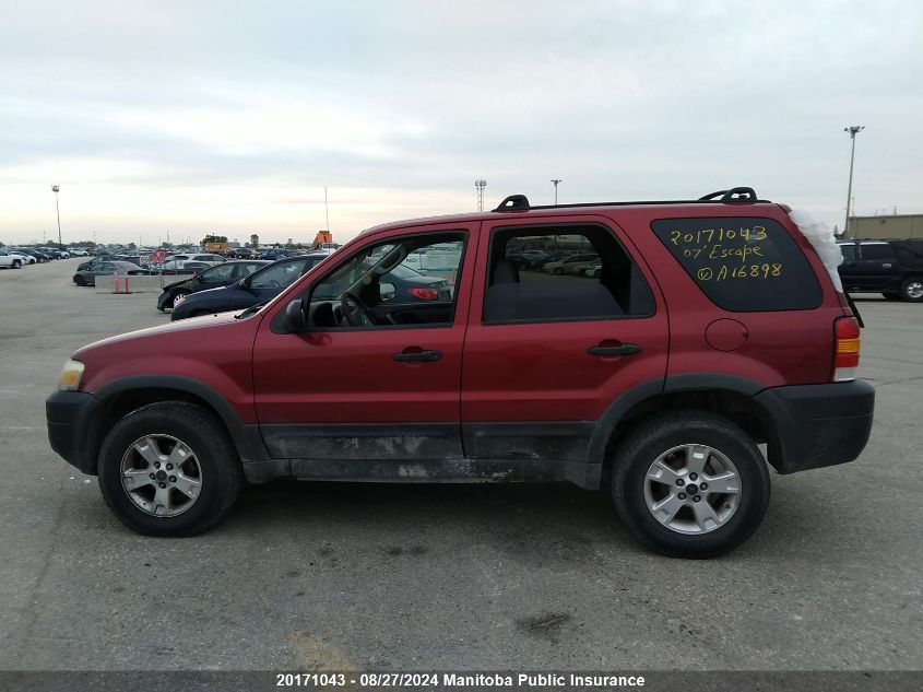 2007 Ford Escape Xlt V6 VIN: 1FMYU03127KA16898 Lot: 20171043