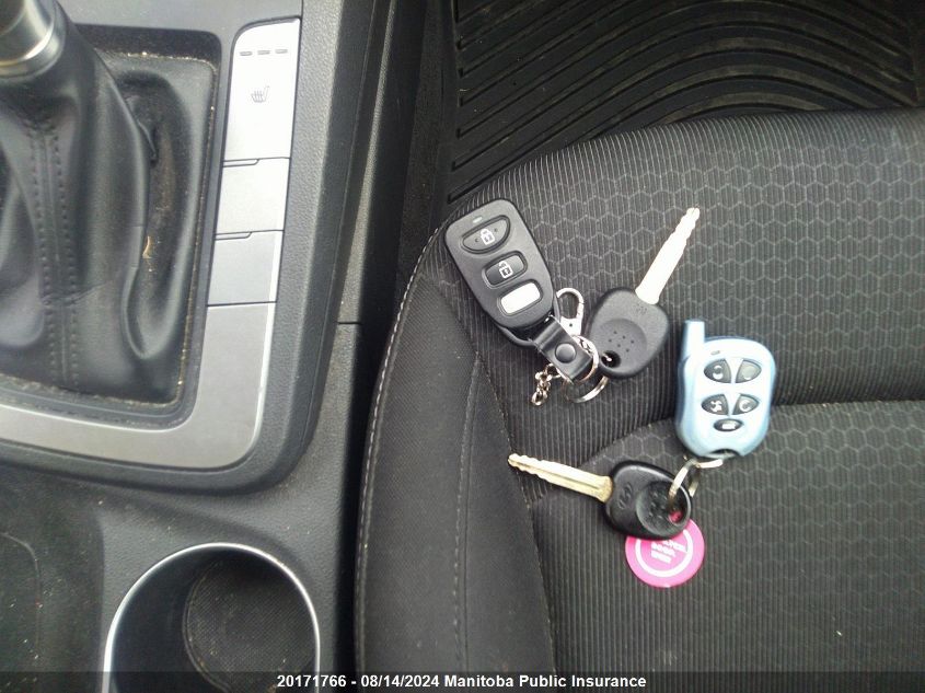 2017 Hyundai Elantra Gl VIN: KMHD84LFXHU421077 Lot: 20171766