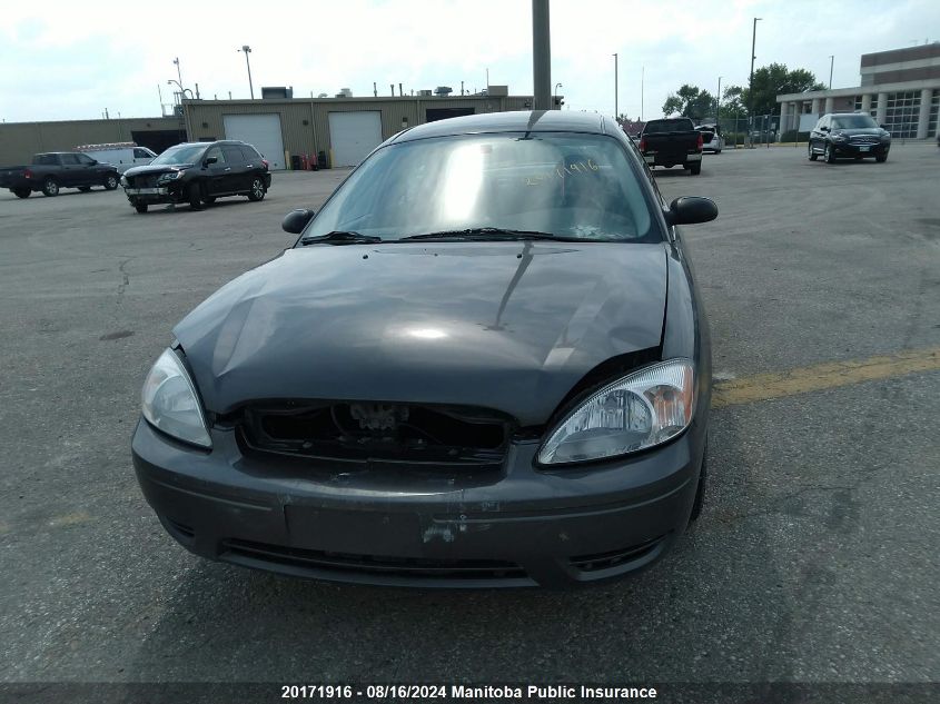 2005 Ford Taurus Se VIN: 1FAFP53UX5A255697 Lot: 20171916