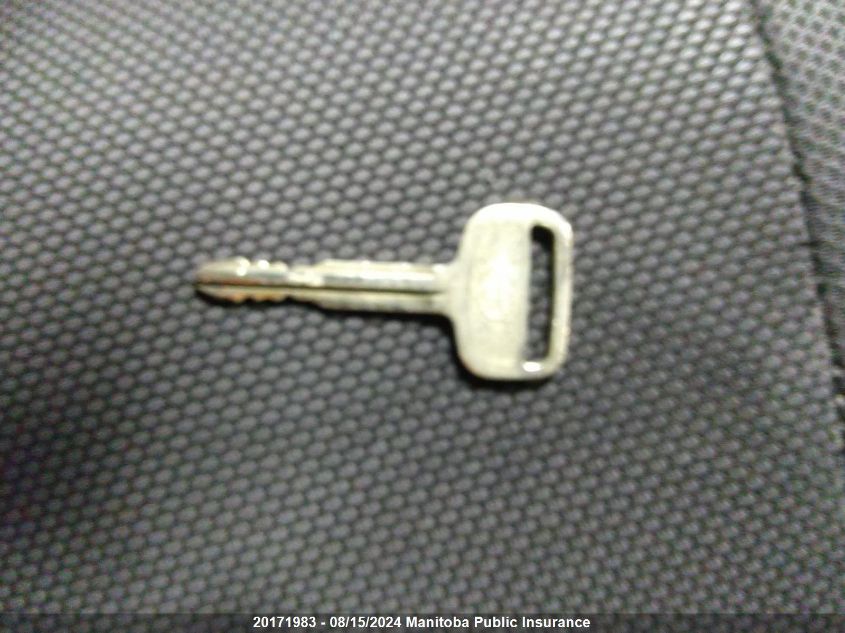 2003 Toyota Matrix Xr VIN: 2T1LR32E03C715626 Lot: 20171983