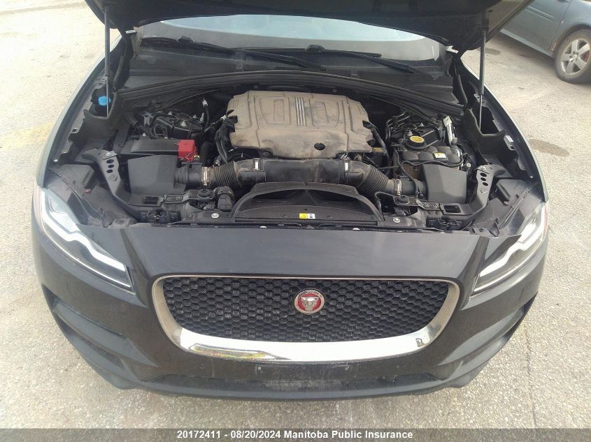 2017 Jaguar F-Pace 35T VIN: SADCK2BV6HA057616 Lot: 20172411