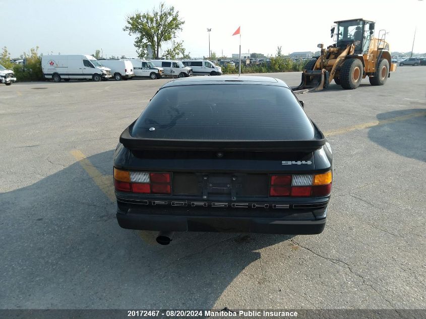 1983 Porsche 944 VIN: WP0AA0945DN462649 Lot: 20172467