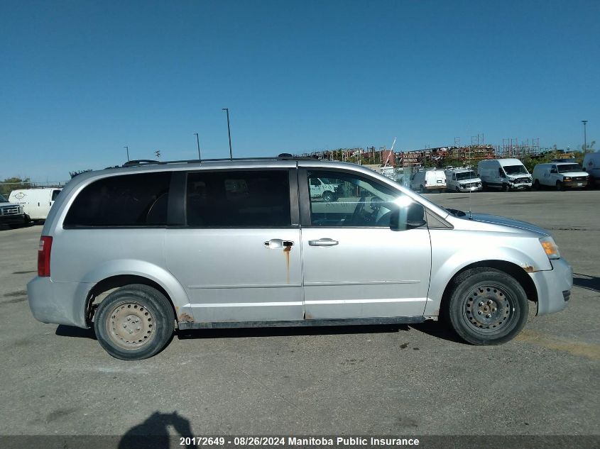 2010 Dodge Grand Caravan Se VIN: 2D4RN4DE0AR111776 Lot: 20172649