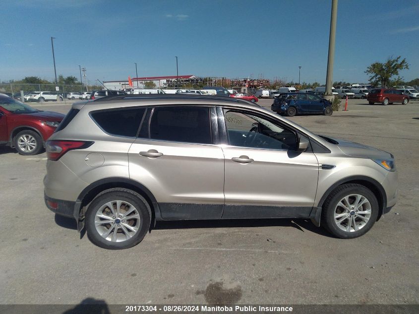 2017 Ford Escape Se VIN: 1FMCU0GD3HUB84067 Lot: 20173304