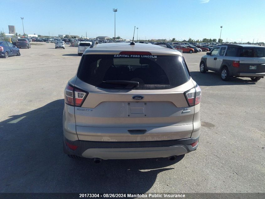 2017 Ford Escape Se VIN: 1FMCU0GD3HUB84067 Lot: 20173304
