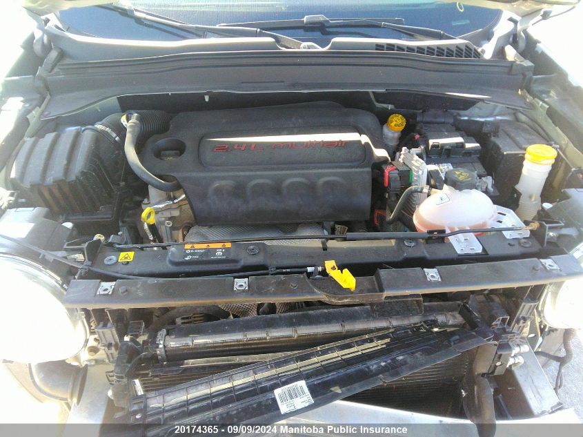 2015 Jeep Renegade Limited VIN: ZACCJBDT7FPC12360 Lot: 20174365