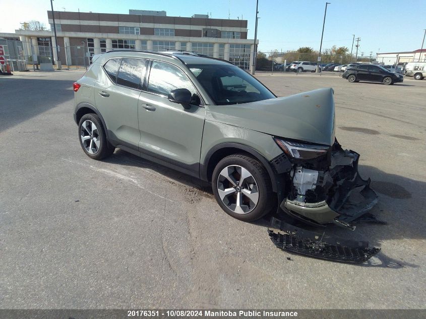 YV4L12UL1R2224175 2024 VOLVO XC40 - Image 1