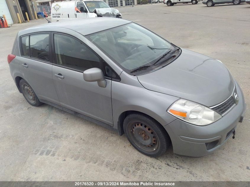 2008 Nissan Versa 1.8 S VIN: 3N1BC13E58L370259 Lot: 20176520