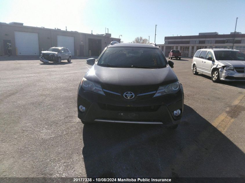 2T3RFREV0EW212527 2014 Toyota Rav4 Xle