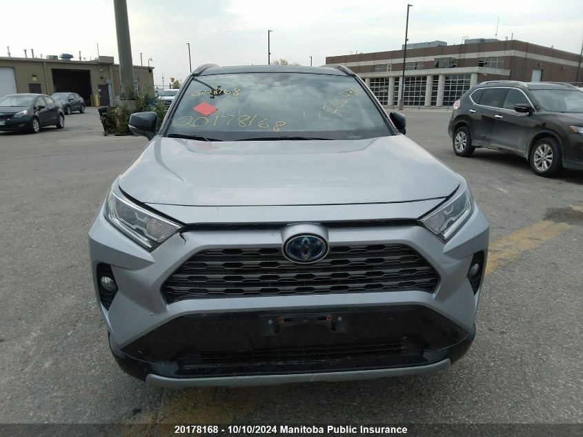 2T3RWRFV3MW116811 2021 Toyota Rav4 Xle