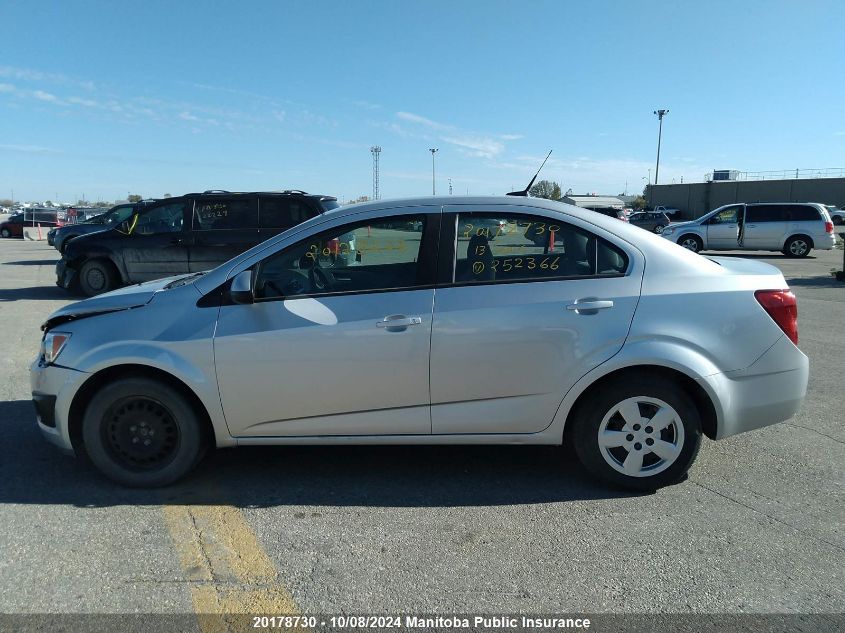 2013 Chevrolet Sonic Ls VIN: 1G1JB5EH4D4252366 Lot: 20178730